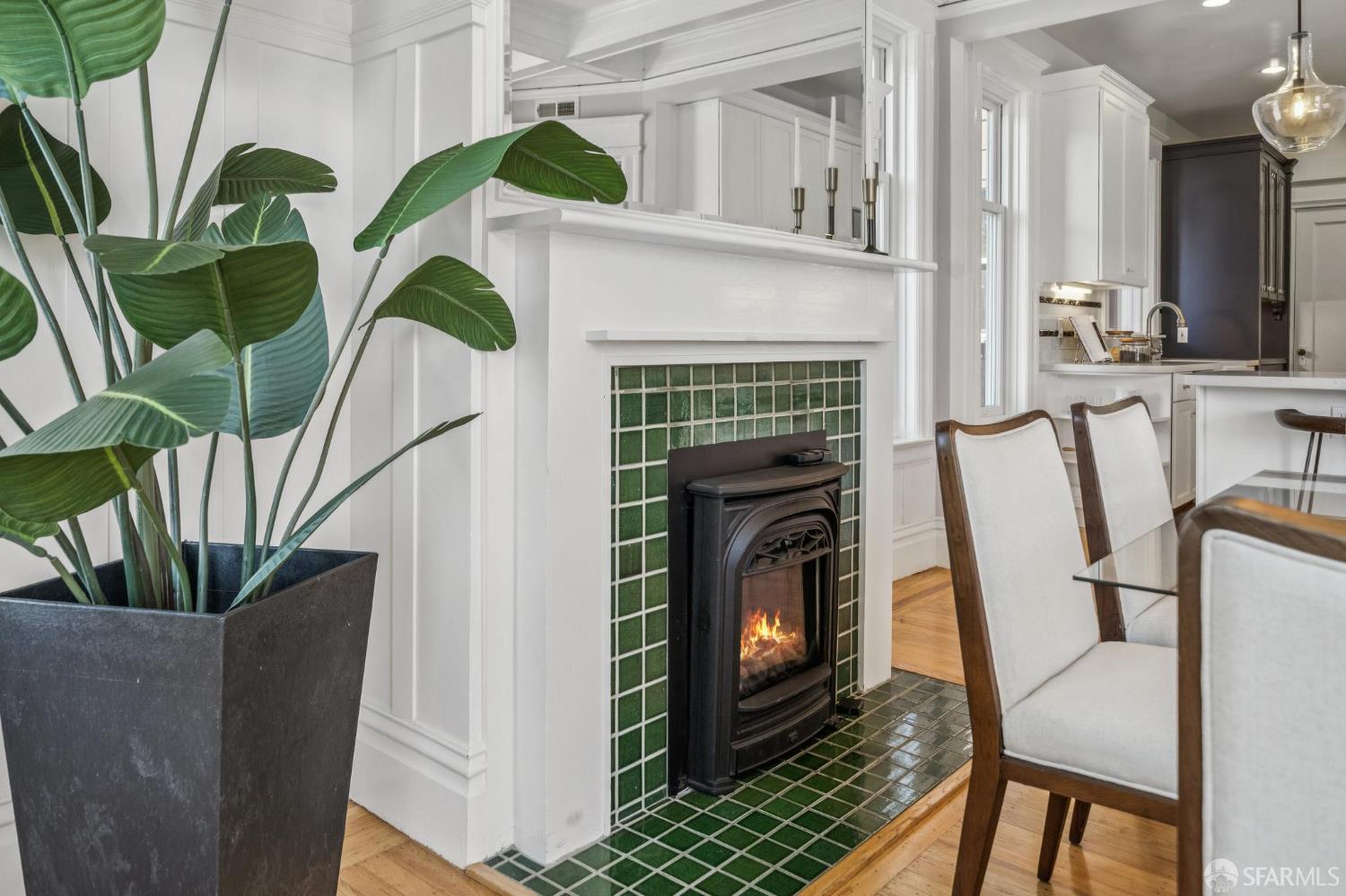 Detail Gallery Image 18 of 67 For 1125 Leavenworth St, San Francisco,  CA 94109 - 4 Beds | 3 Baths