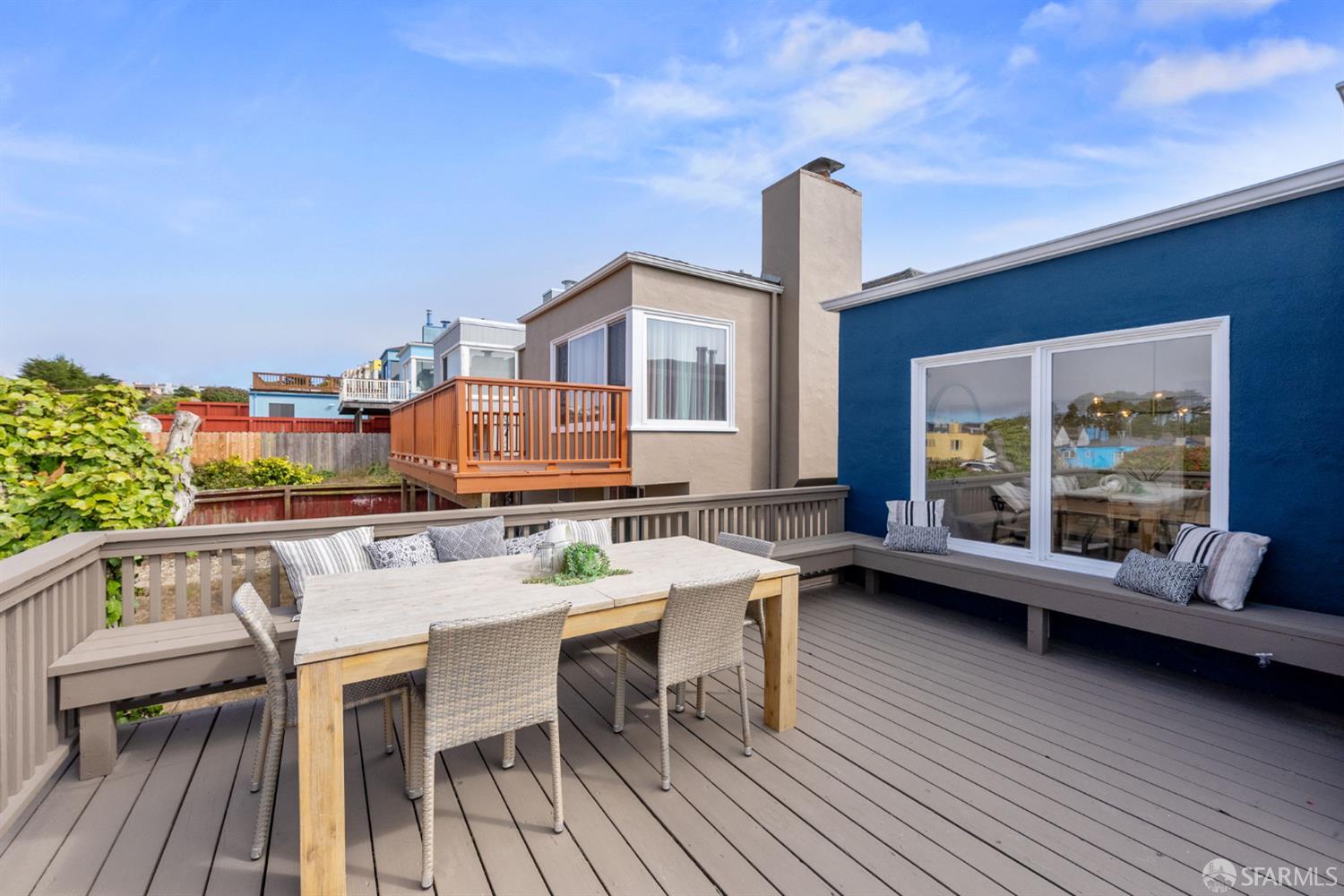 Detail Gallery Image 12 of 54 For 245 Skyline Dr, Daly City,  CA 94015 - 2 Beds | 1 Baths