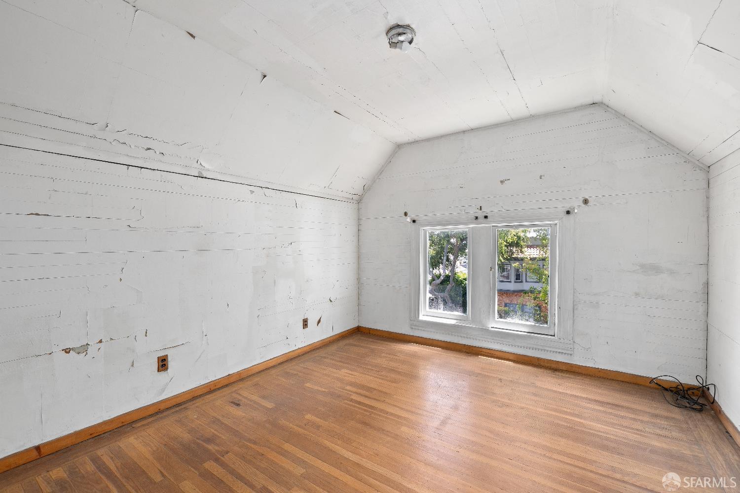 Detail Gallery Image 12 of 19 For 3250 Folsom St, San Francisco,  CA 94110 - 3 Beds | 1 Baths