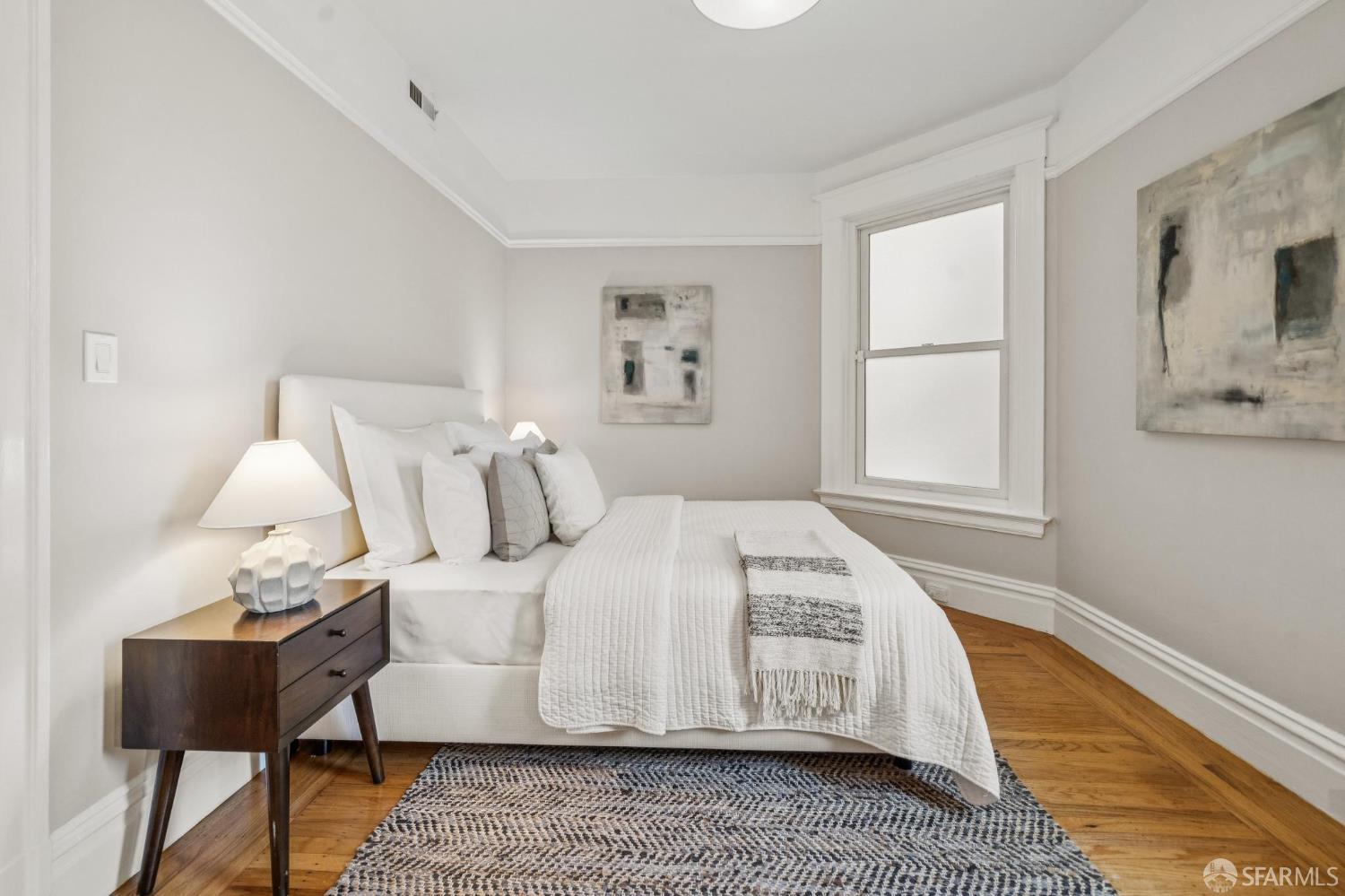 Detail Gallery Image 37 of 67 For 1125 Leavenworth St, San Francisco,  CA 94109 - 4 Beds | 3 Baths