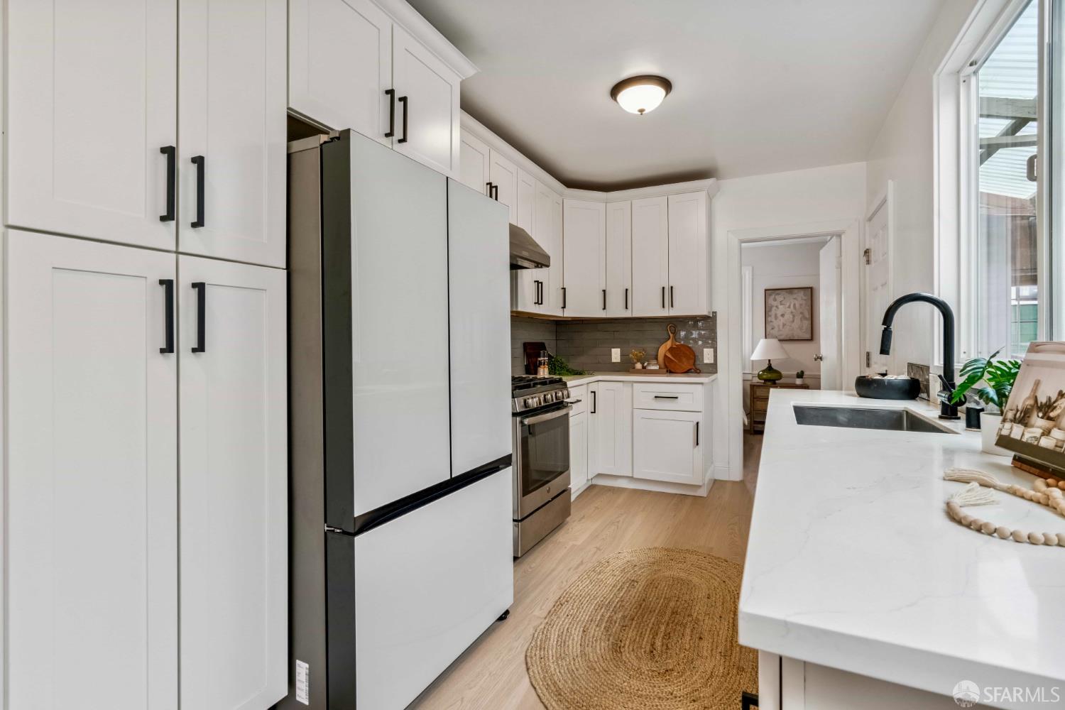 Detail Gallery Image 17 of 54 For 1210 40th Ave, San Francisco,  CA 94122 - 3 Beds | 2/1 Baths