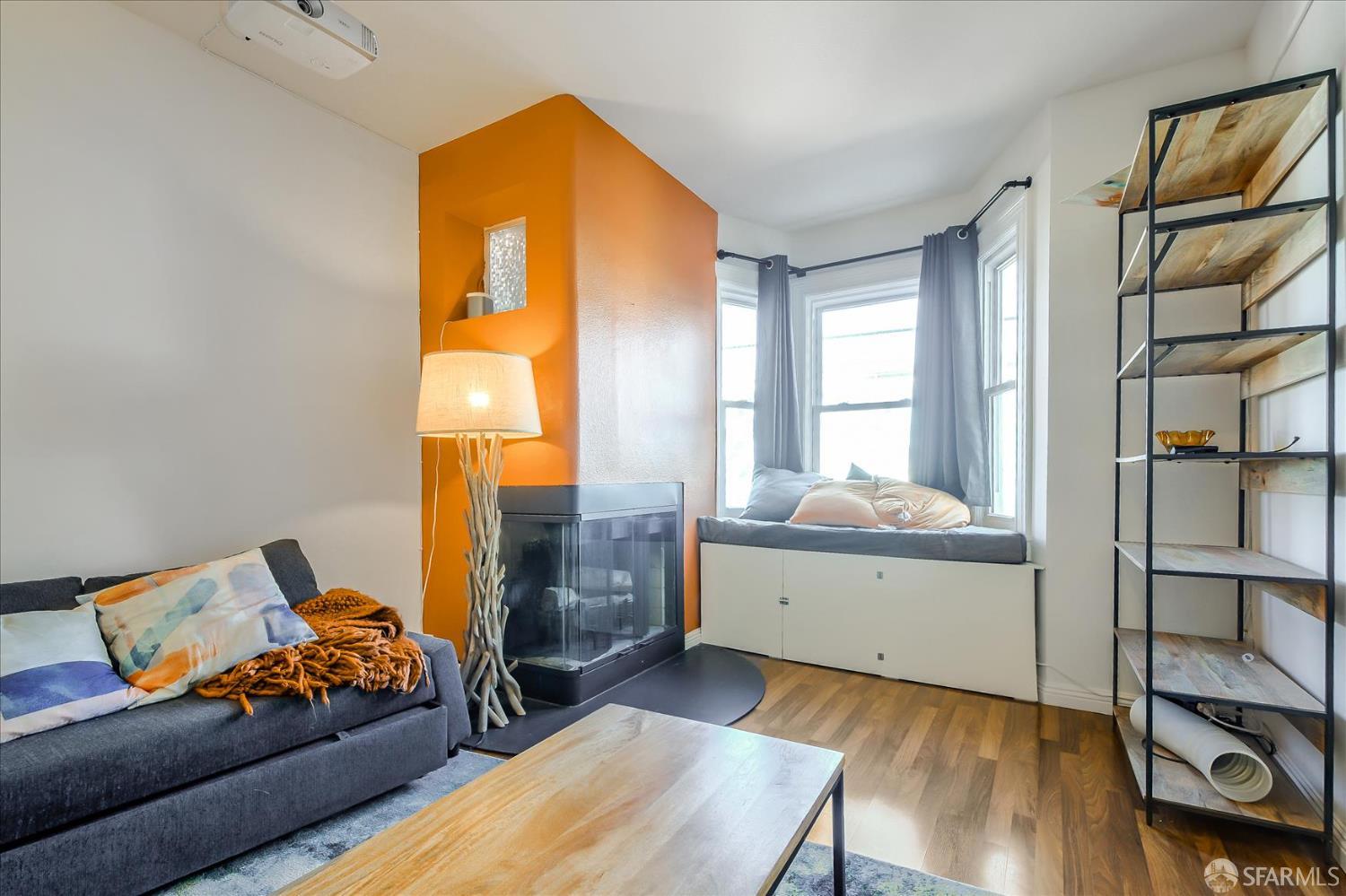 Detail Gallery Image 2 of 26 For 144 Langton St, San Francisco,  CA 94103 - 2 Beds | 1/1 Baths