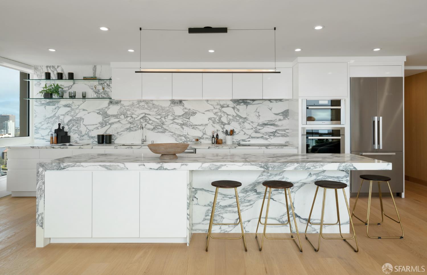Detail Gallery Image 12 of 39 For 1070 Green St #801,  San Francisco,  CA 94133 - 2 Beds | 2/1 Baths