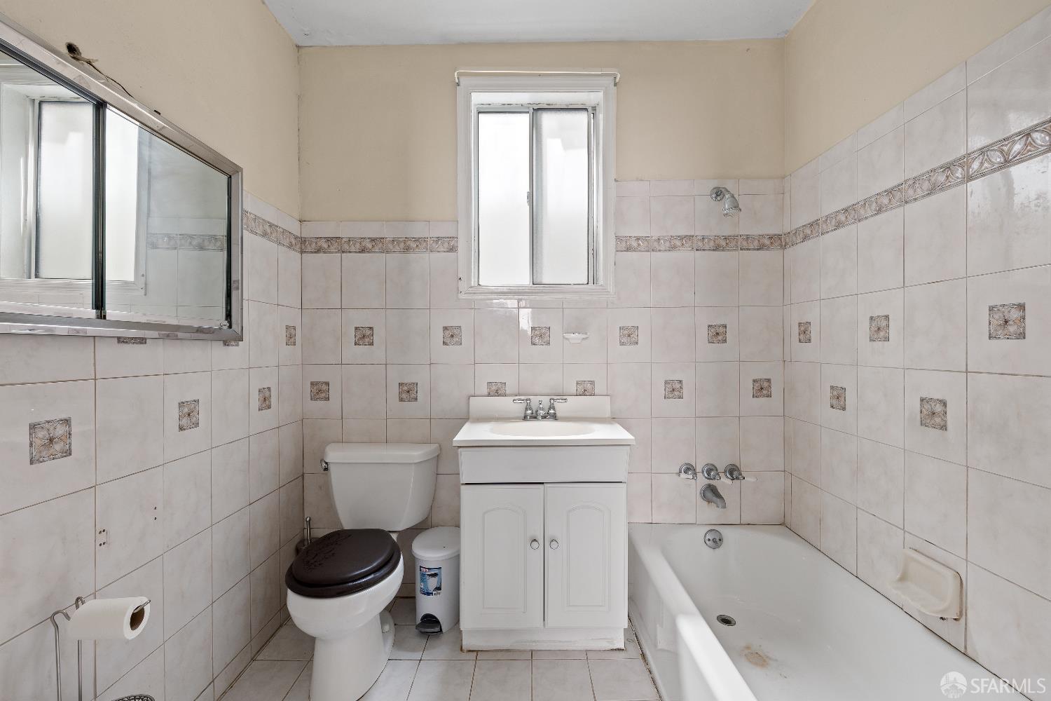 Detail Gallery Image 10 of 19 For 3250 Folsom St, San Francisco,  CA 94110 - 3 Beds | 1 Baths