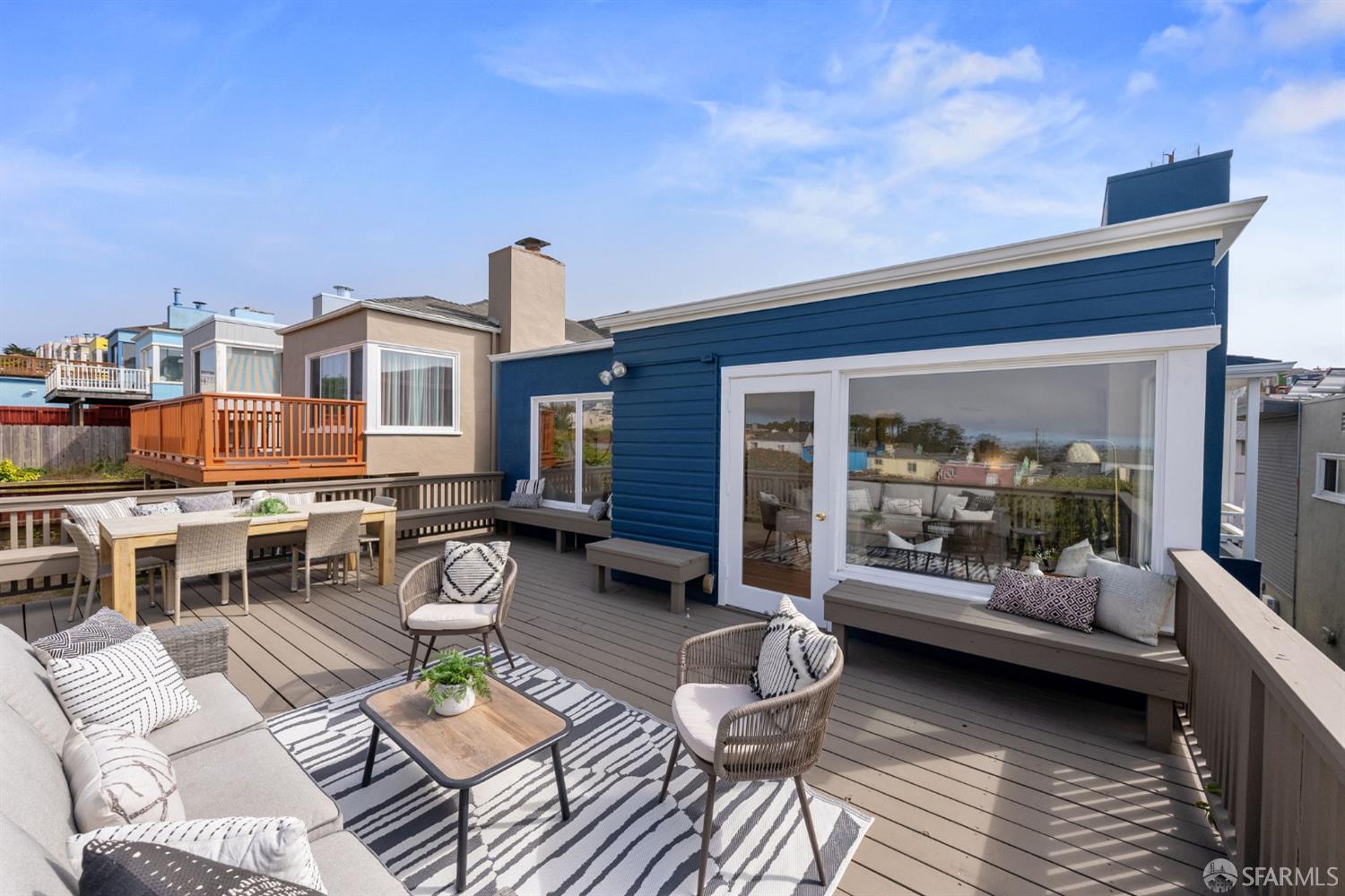 Detail Gallery Image 14 of 54 For 245 Skyline Dr, Daly City,  CA 94015 - 2 Beds | 1 Baths