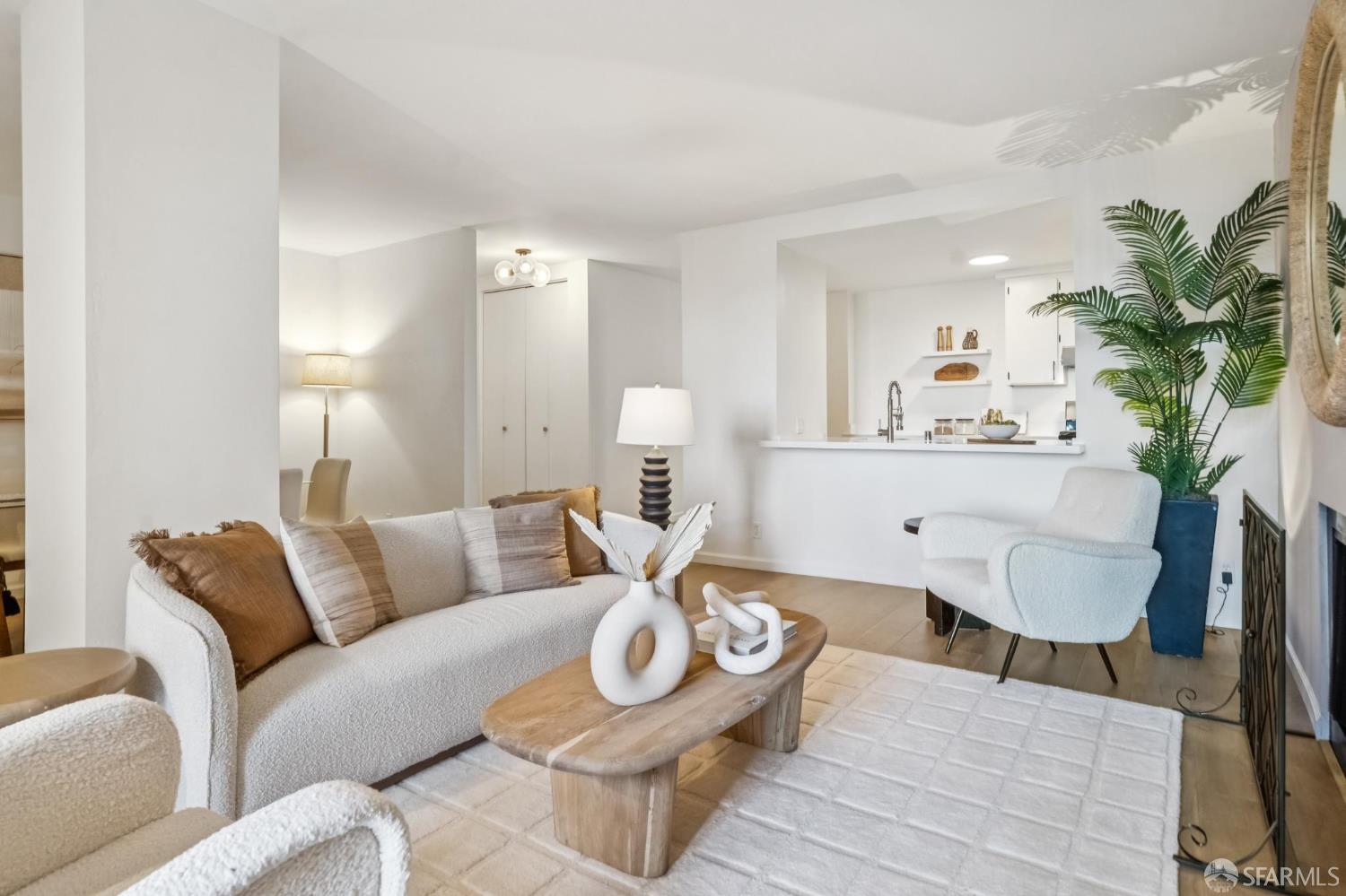 Detail Gallery Image 12 of 42 For 1520 Taylor St #103,  San Francisco,  CA 94133 - 2 Beds | 2 Baths