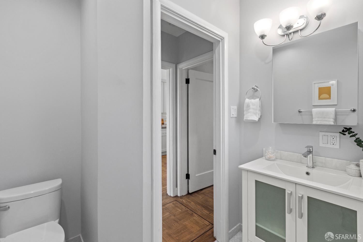 Detail Gallery Image 16 of 98 For 939 Innes Ave, San Francisco,  CA 94124 - 2 Beds | 2 Baths