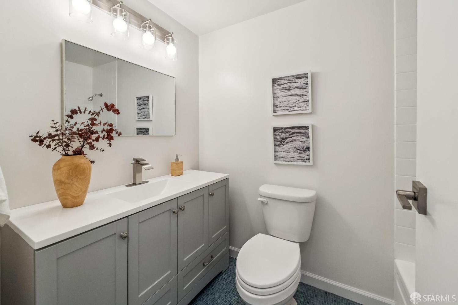 Detail Gallery Image 27 of 42 For 1520 Taylor St #103,  San Francisco,  CA 94133 - 2 Beds | 2 Baths