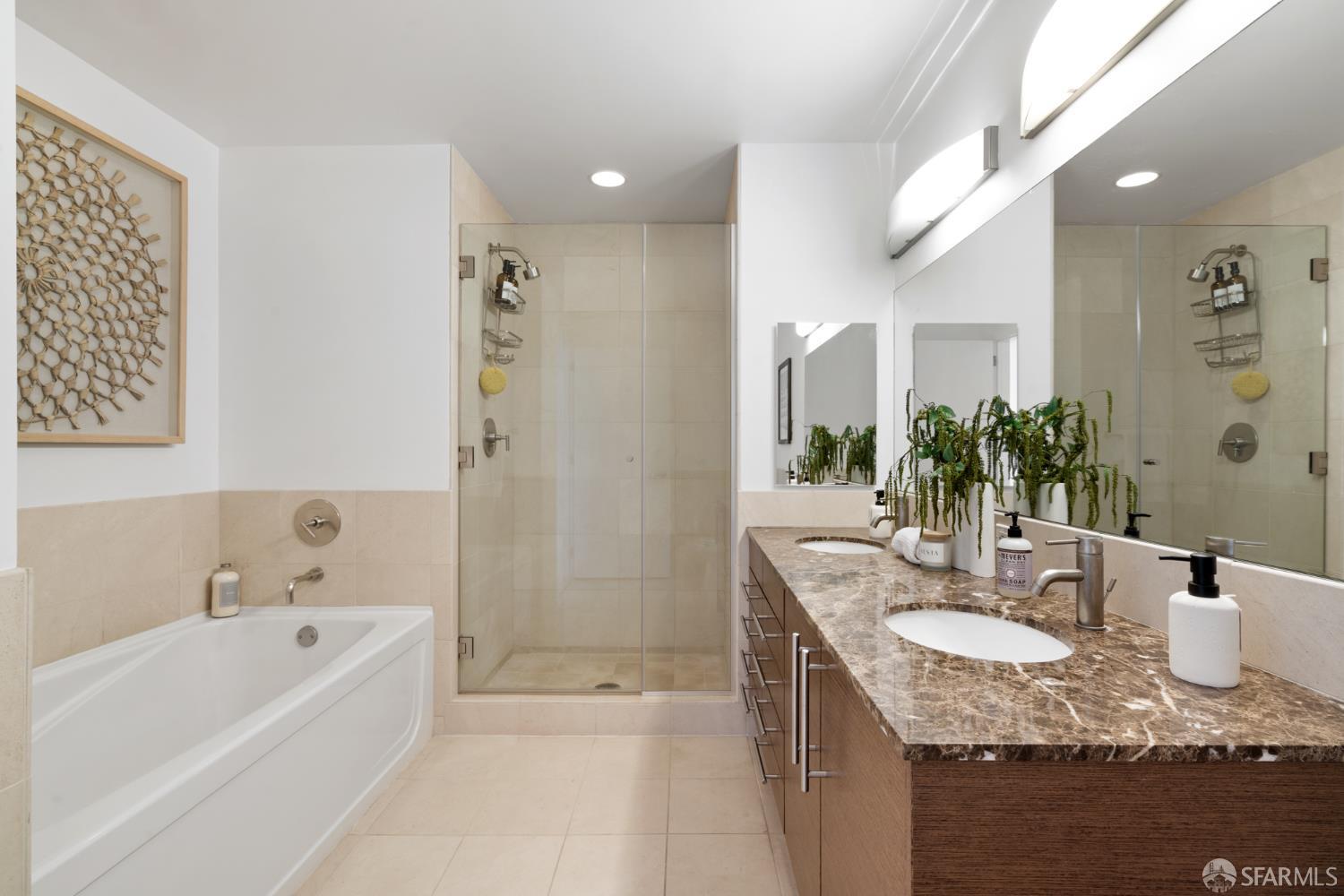 Detail Gallery Image 16 of 22 For 301 Main St 34b,  San Francisco,  CA 94105 - 3 Beds | 2/1 Baths