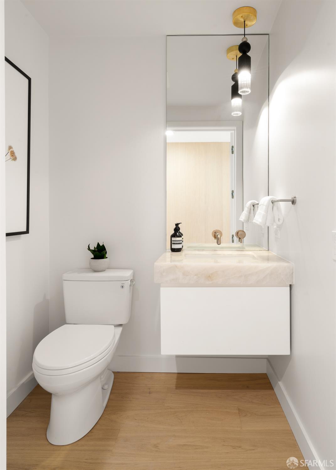 Detail Gallery Image 30 of 39 For 1070 Green St #801,  San Francisco,  CA 94133 - 2 Beds | 2/1 Baths