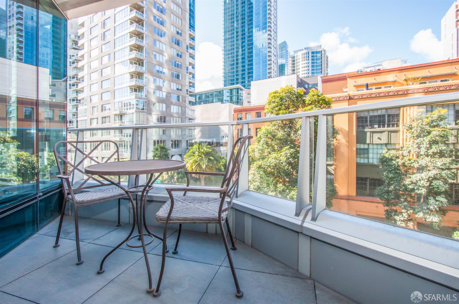 Detail Gallery Image 14 of 39 For 333 Beale St 6k,  San Francisco,  CA 94105 - 2 Beds | 2 Baths