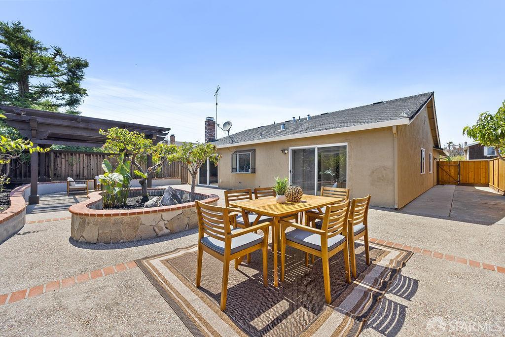 Detail Gallery Image 23 of 29 For 280 La Honda Dr, Milpitas,  CA 95035 - 3 Beds | 2 Baths