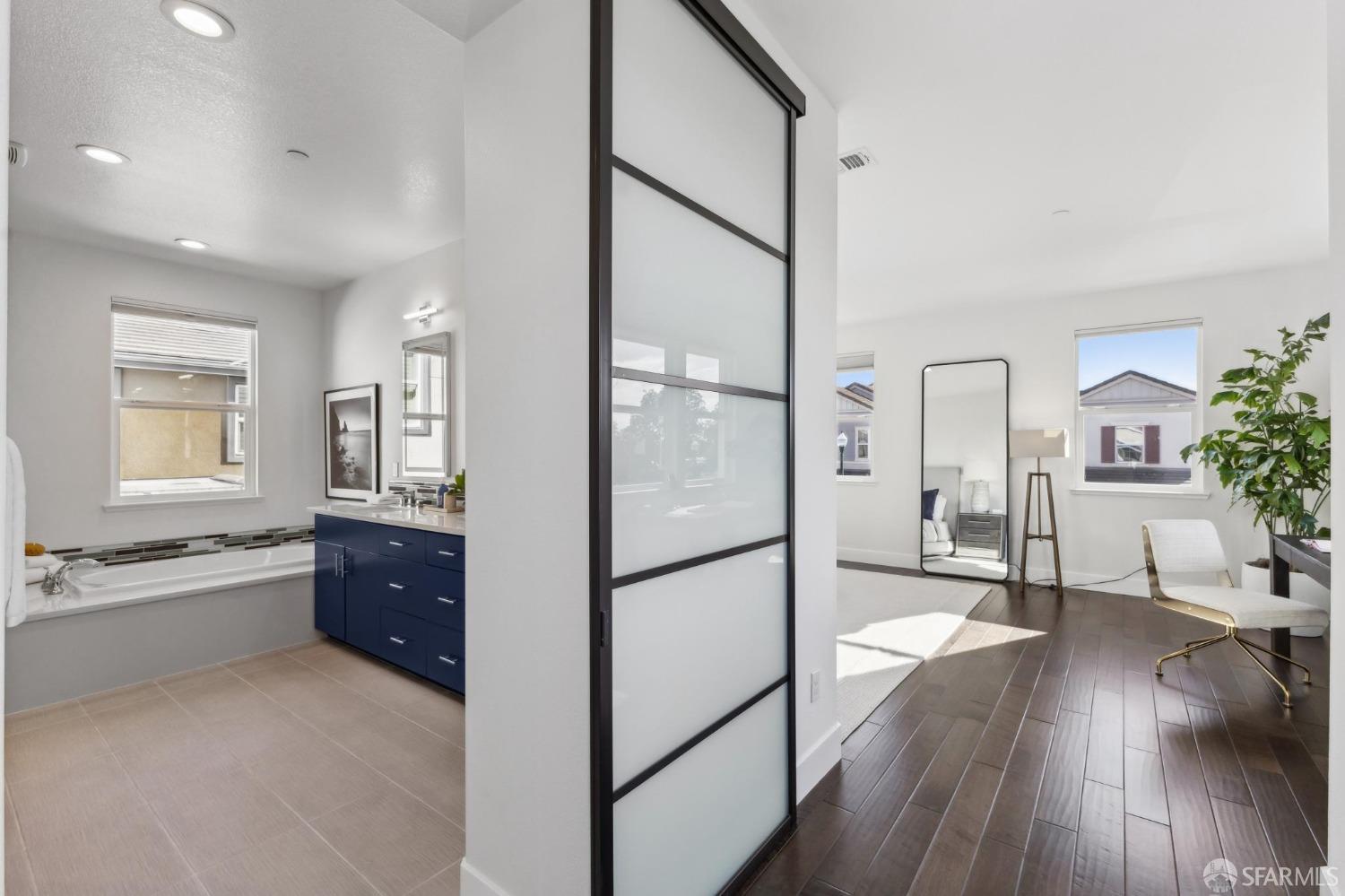 Detail Gallery Image 22 of 52 For 2768 Bette St, Alameda,  CA 94501 - 4 Beds | 3/1 Baths