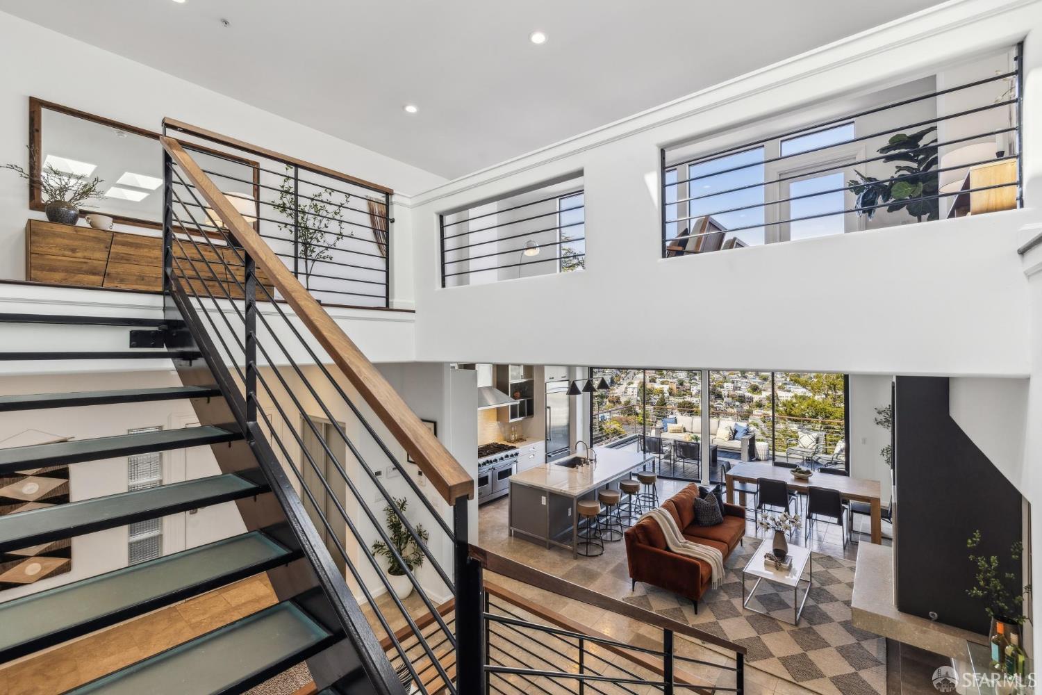 Detail Gallery Image 29 of 62 For 39 Miguel St, San Francisco,  CA 94131 - 4 Beds | 3/2 Baths