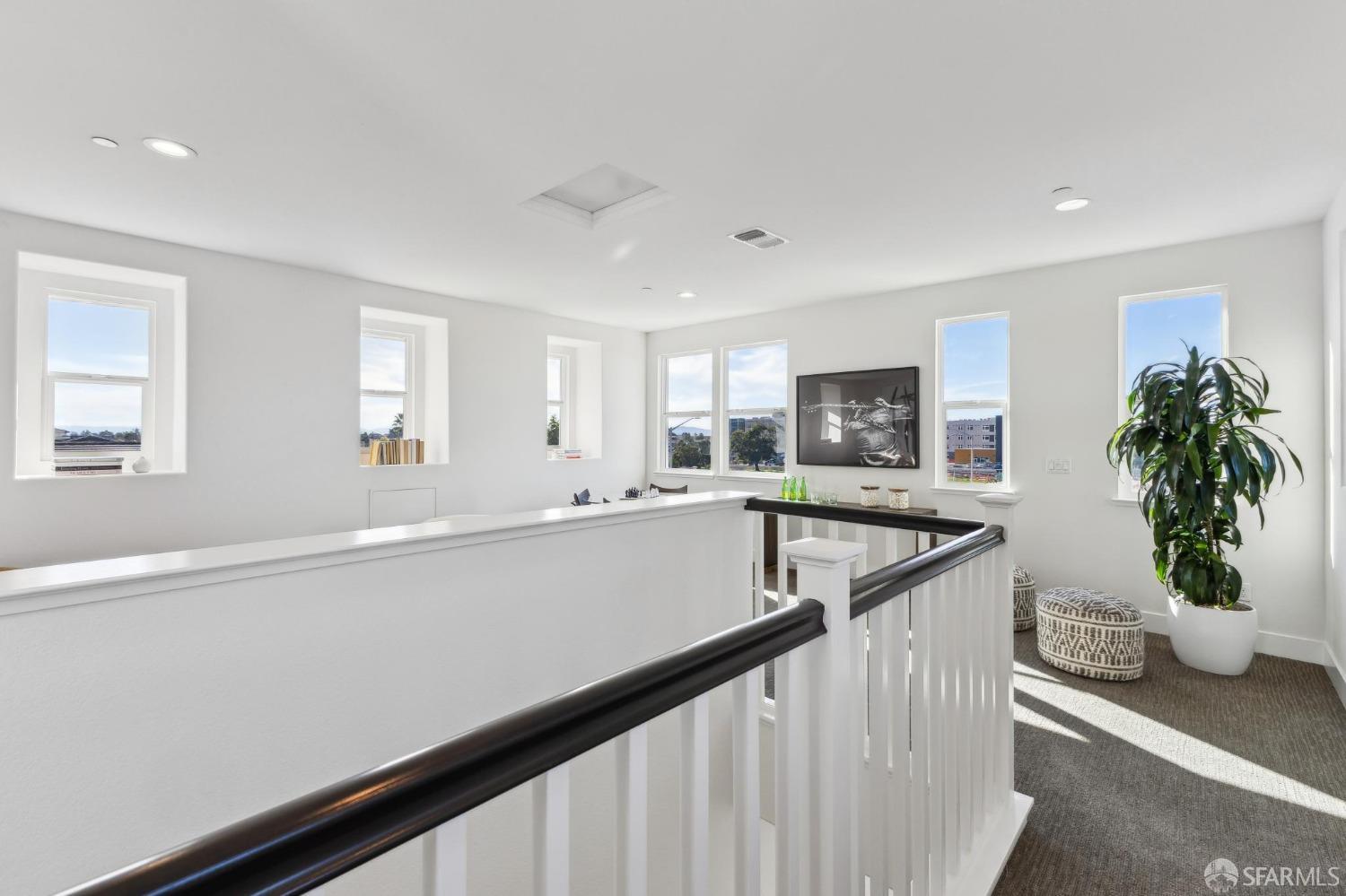 Detail Gallery Image 39 of 52 For 2768 Bette St, Alameda,  CA 94501 - 4 Beds | 3/1 Baths