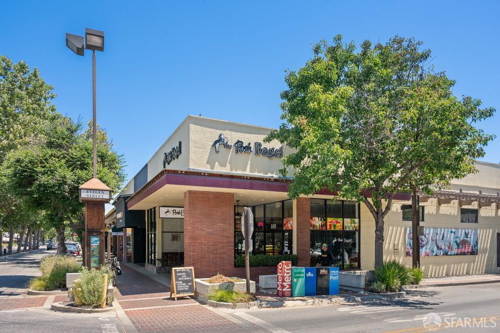 Detail Gallery Image 78 of 99 For 1304 Orange Ave, Menlo Park,  CA 94025 - 2 Beds | 1 Baths