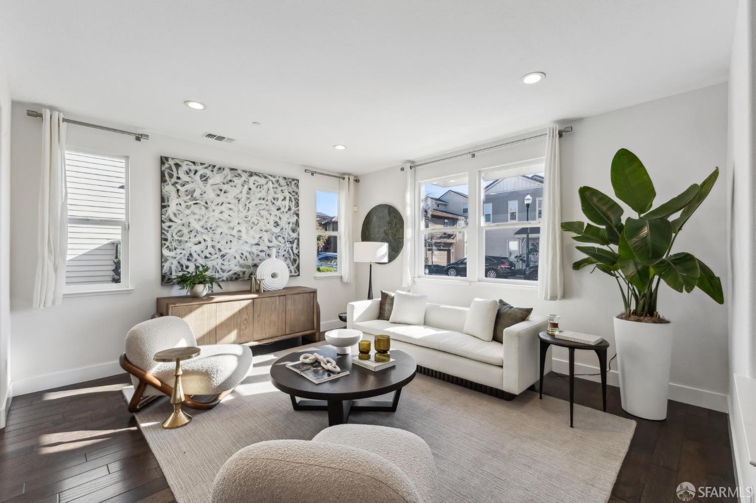 Detail Gallery Image 2 of 52 For 2768 Bette St, Alameda,  CA 94501 - 4 Beds | 3/1 Baths