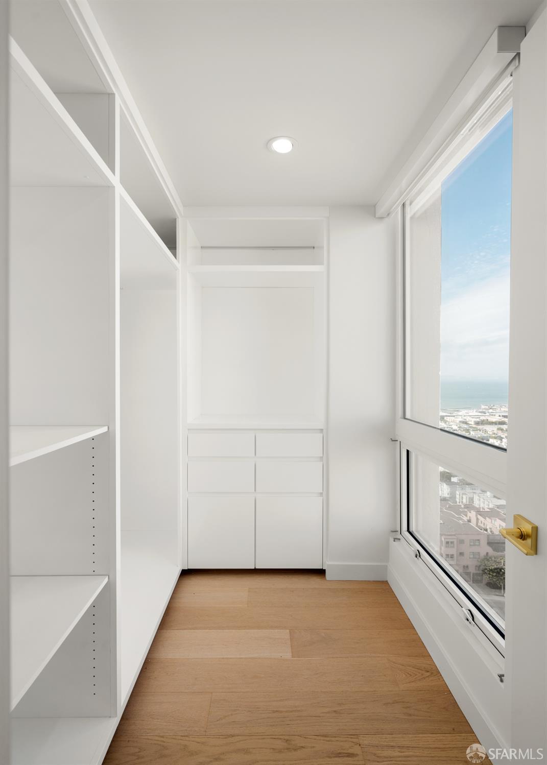 Detail Gallery Image 29 of 39 For 1070 Green St #801,  San Francisco,  CA 94133 - 2 Beds | 2/1 Baths