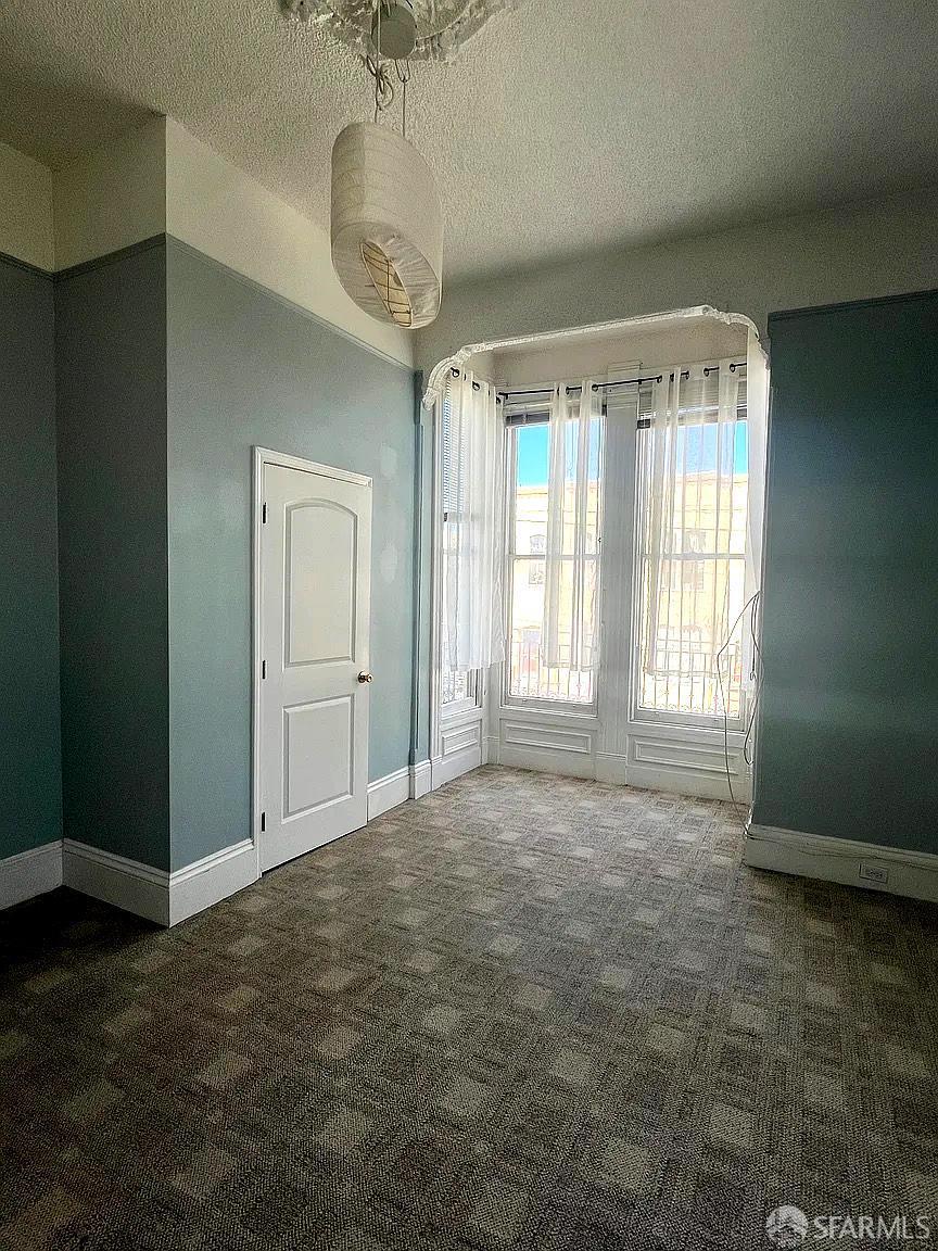 Detail Gallery Image 11 of 19 For 3173 21st St, San Francisco,  CA 94110 - – Beds | – Baths