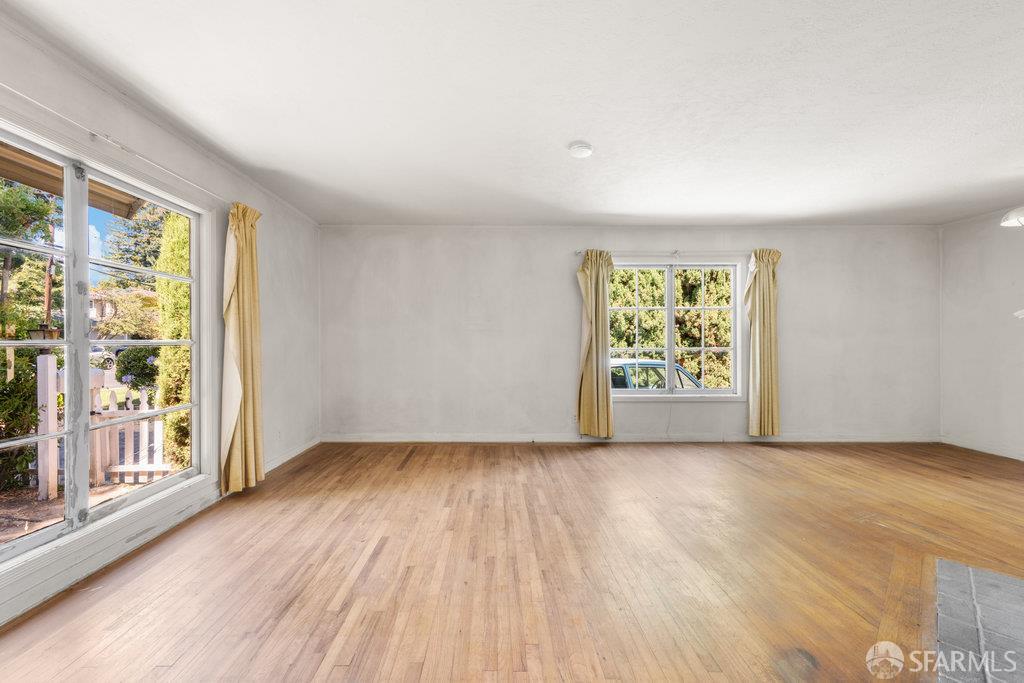 Detail Gallery Image 14 of 99 For 1304 Orange Ave, Menlo Park,  CA 94025 - 2 Beds | 1 Baths