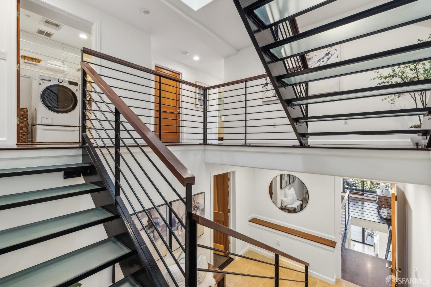 Detail Gallery Image 38 of 62 For 39 Miguel St, San Francisco,  CA 94131 - 4 Beds | 3/2 Baths