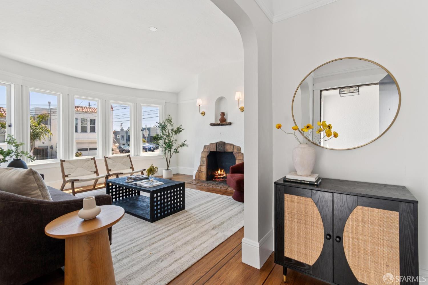 Detail Gallery Image 7 of 83 For 284 Allison St, San Francisco,  CA 94112 - 3 Beds | 2 Baths
