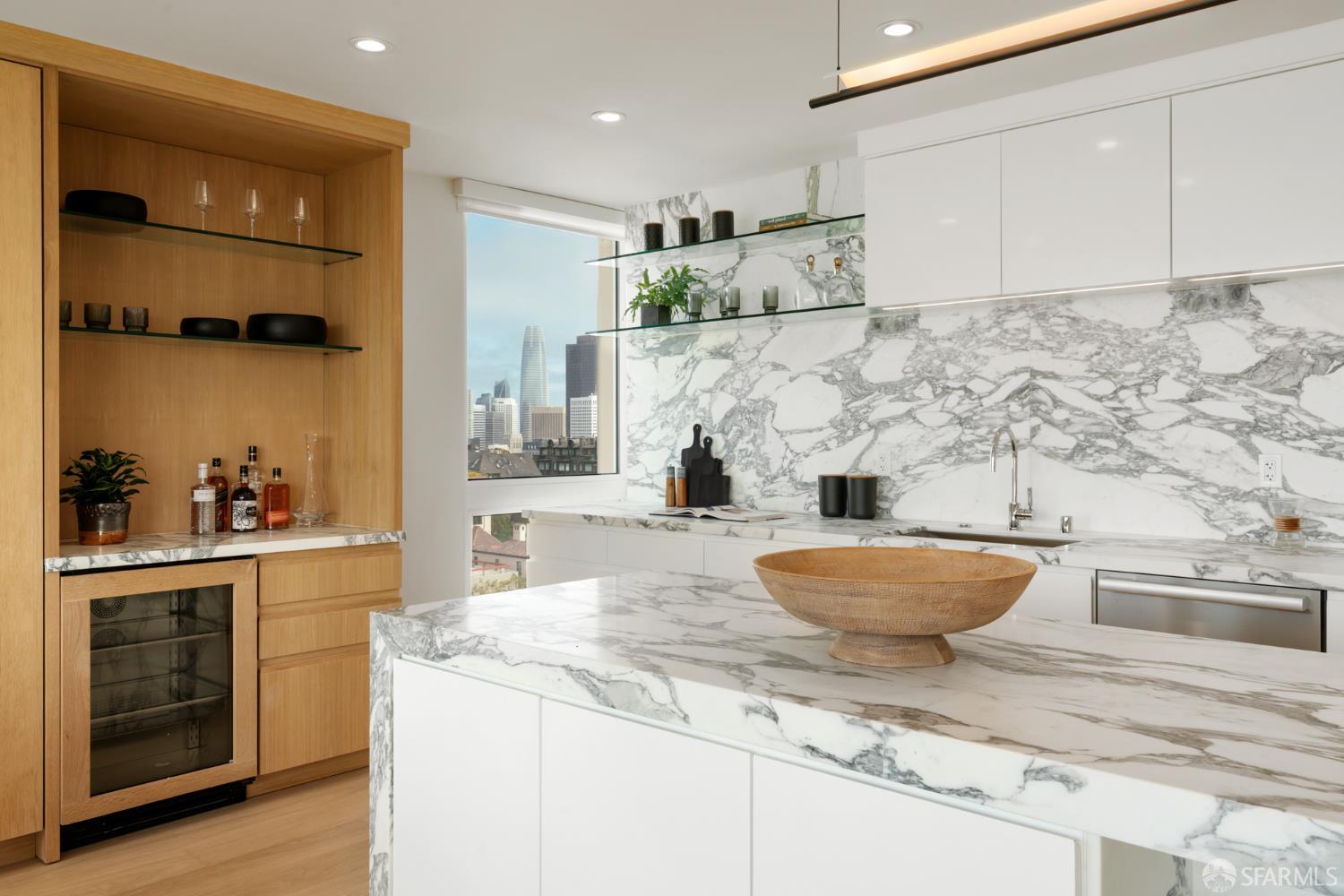 Detail Gallery Image 8 of 39 For 1070 Green St #801,  San Francisco,  CA 94133 - 2 Beds | 2/1 Baths