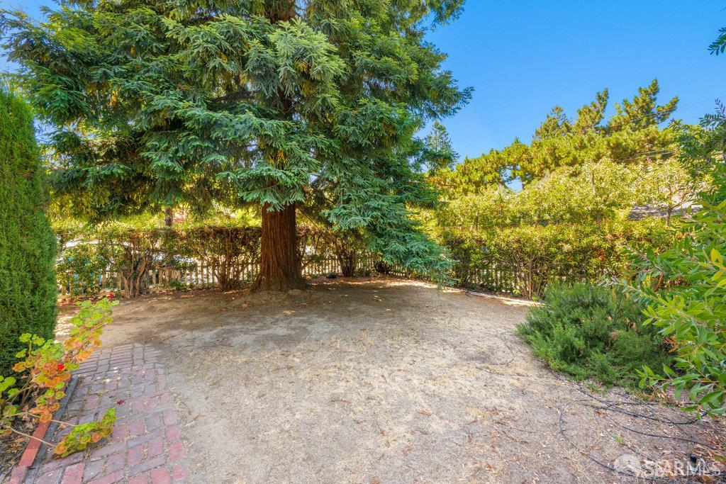 Detail Gallery Image 8 of 99 For 1304 Orange Ave, Menlo Park,  CA 94025 - 2 Beds | 1 Baths