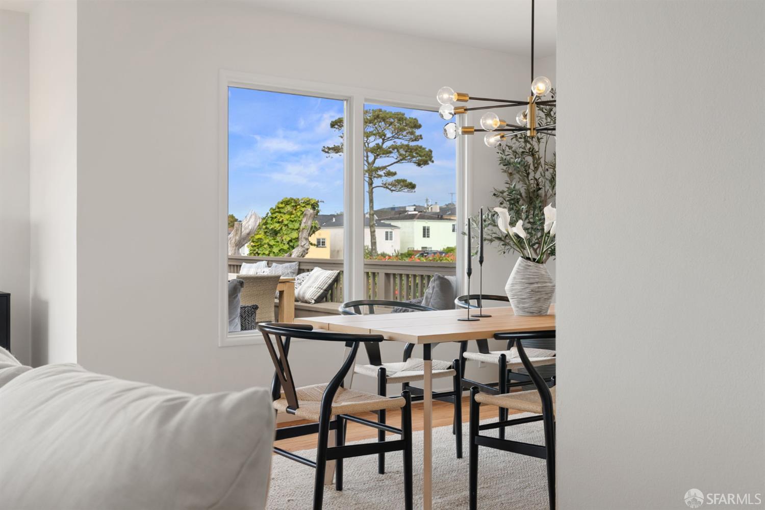Detail Gallery Image 19 of 54 For 245 Skyline Dr, Daly City,  CA 94015 - 2 Beds | 1 Baths