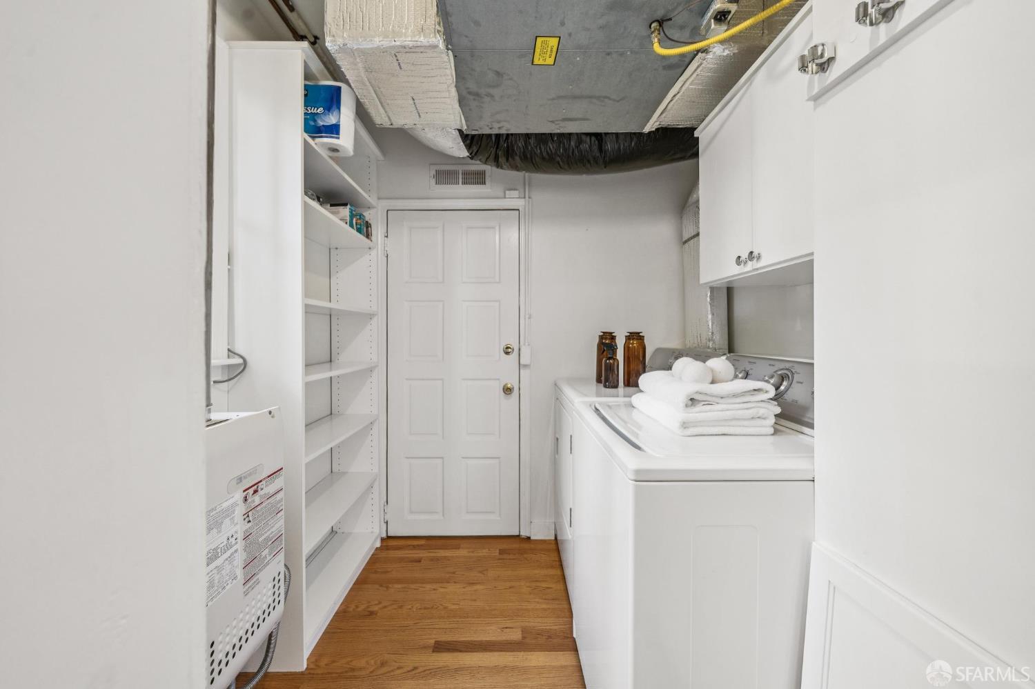 Detail Gallery Image 29 of 67 For 1125 Leavenworth St, San Francisco,  CA 94109 - 4 Beds | 3 Baths