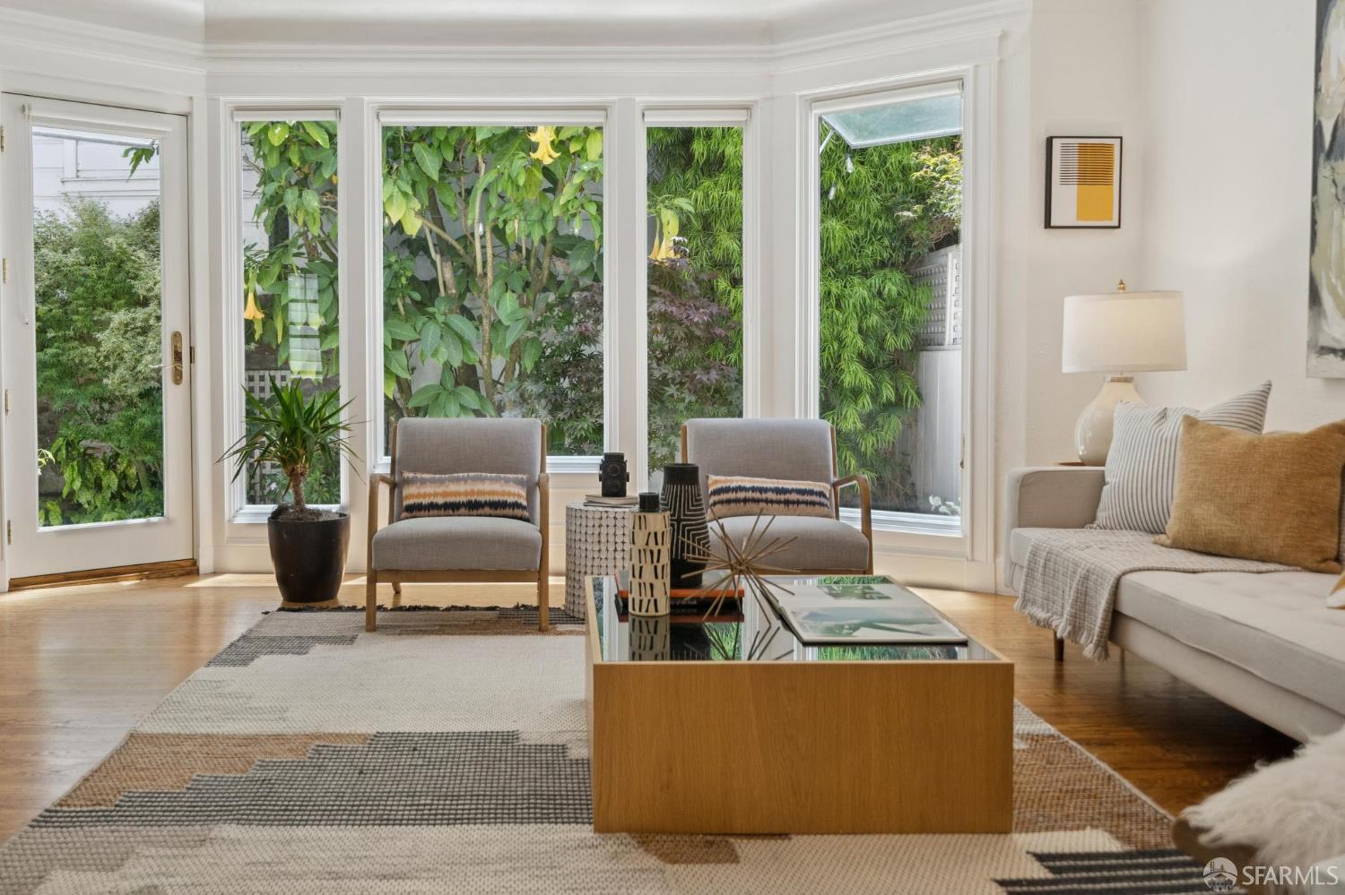 MLS: 425056478 Condo For Sale