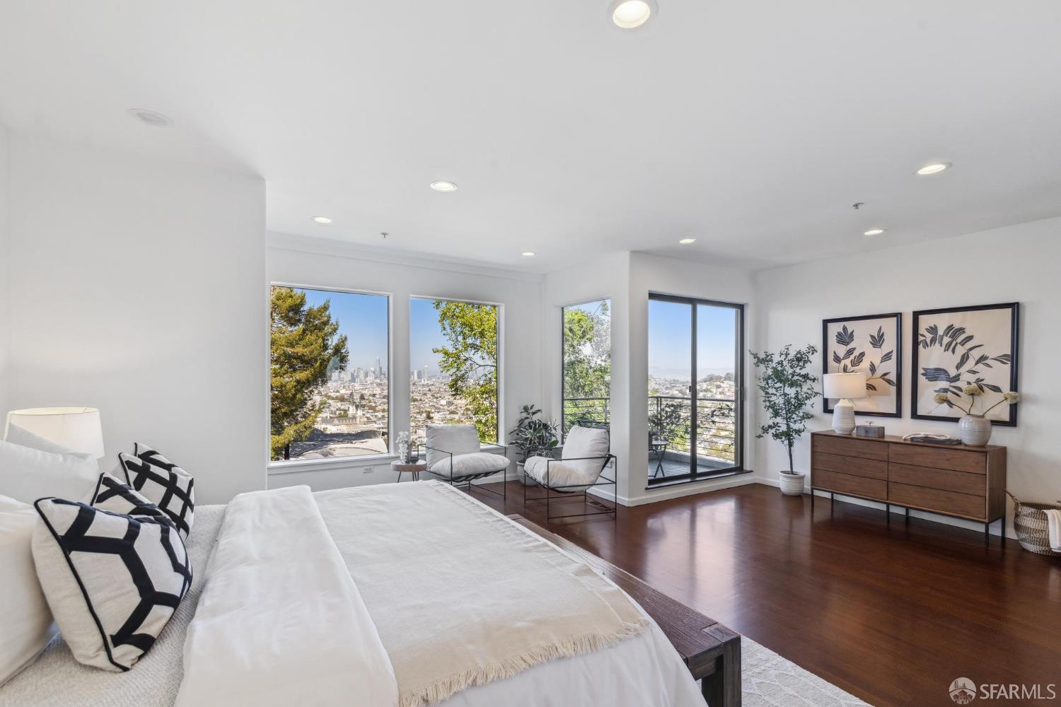 Detail Gallery Image 43 of 62 For 39 Miguel St, San Francisco,  CA 94131 - 4 Beds | 3/2 Baths
