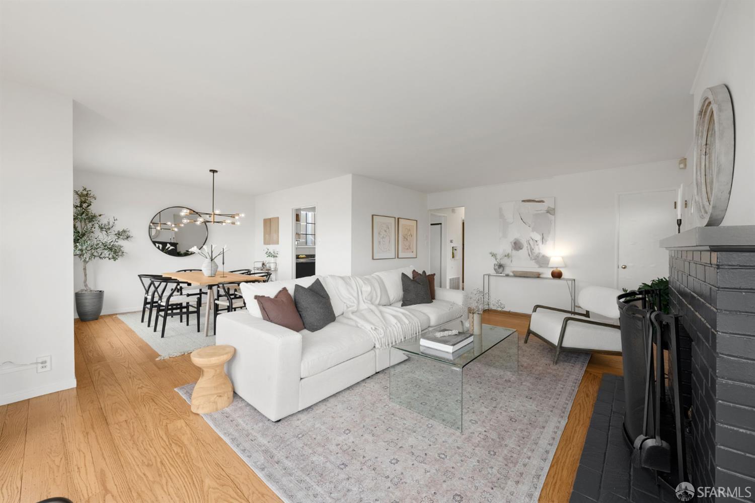 Detail Gallery Image 8 of 54 For 245 Skyline Dr, Daly City,  CA 94015 - 2 Beds | 1 Baths