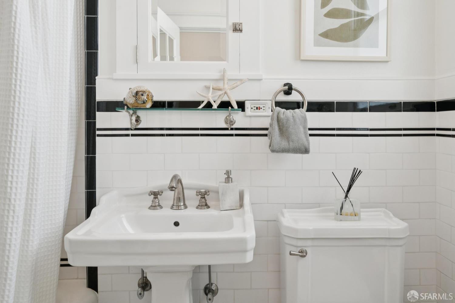Photo #26: 425056478 Listing: Photo #26
