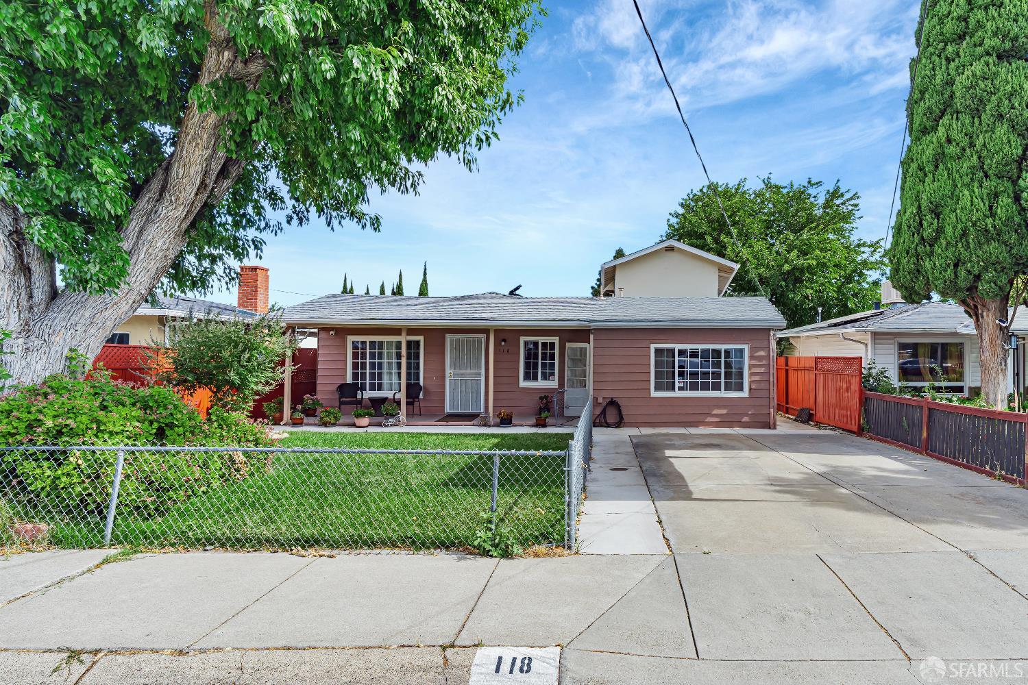 Thumbnail for 118 Tiffany Dr, Pittsburg, CA 94565