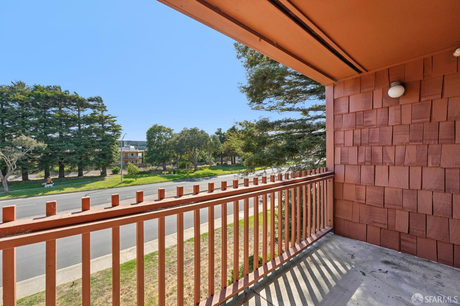 Detail Gallery Image 13 of 31 For 920 Mission Rd #15,  South San Francisco,  CA 94080 - 2 Beds | 2 Baths