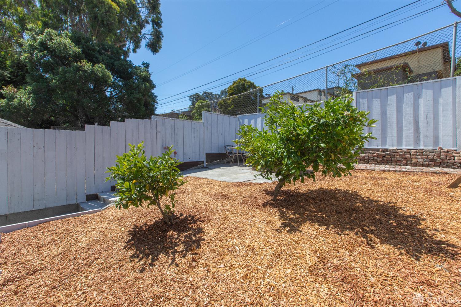 Detail Gallery Image 46 of 98 For 939 Innes Ave, San Francisco,  CA 94124 - 2 Beds | 2 Baths