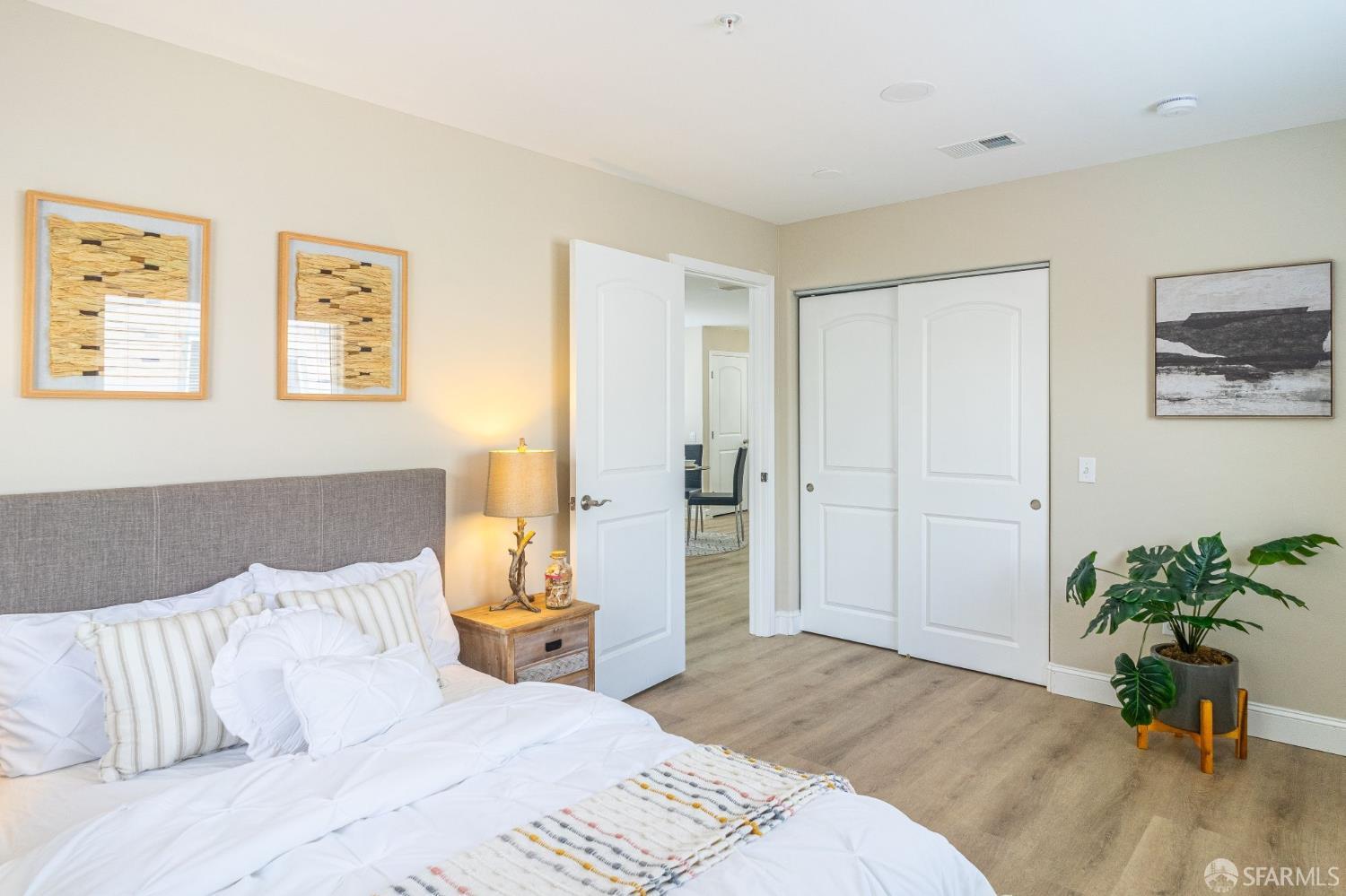 Detail Gallery Image 14 of 24 For 653 Commercial & 656 First Lane Ave, South San Francisco,  CA 94080 - 4 Beds | 2 Baths