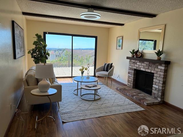 Detail Gallery Image 7 of 34 For 11 Seville Way, South San Francisco,  CA 94080 - 4 Beds | 2/1 Baths
