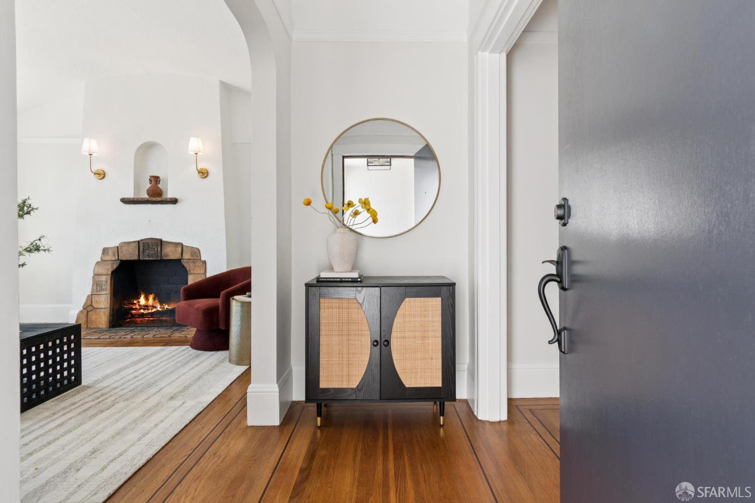 Detail Gallery Image 5 of 83 For 284 Allison St, San Francisco,  CA 94112 - 3 Beds | 2 Baths