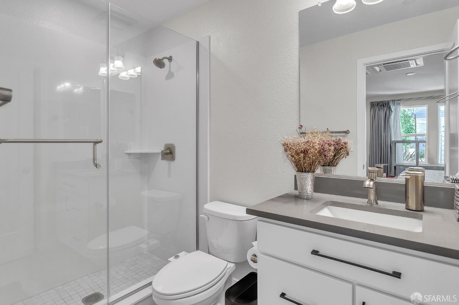 Detail Gallery Image 28 of 37 For 2821 San Jacinto Ln, Alameda,  CA 94501 - 4 Beds | 3/1 Baths