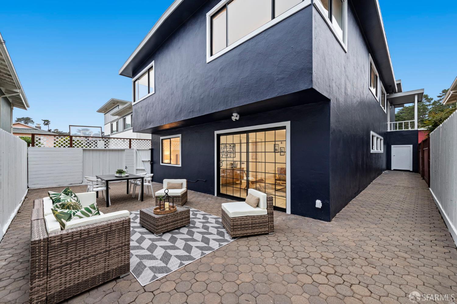 Detail Gallery Image 50 of 87 For 91 El Portal Way, Daly City,  CA 94015 - 6 Beds | 3 Baths