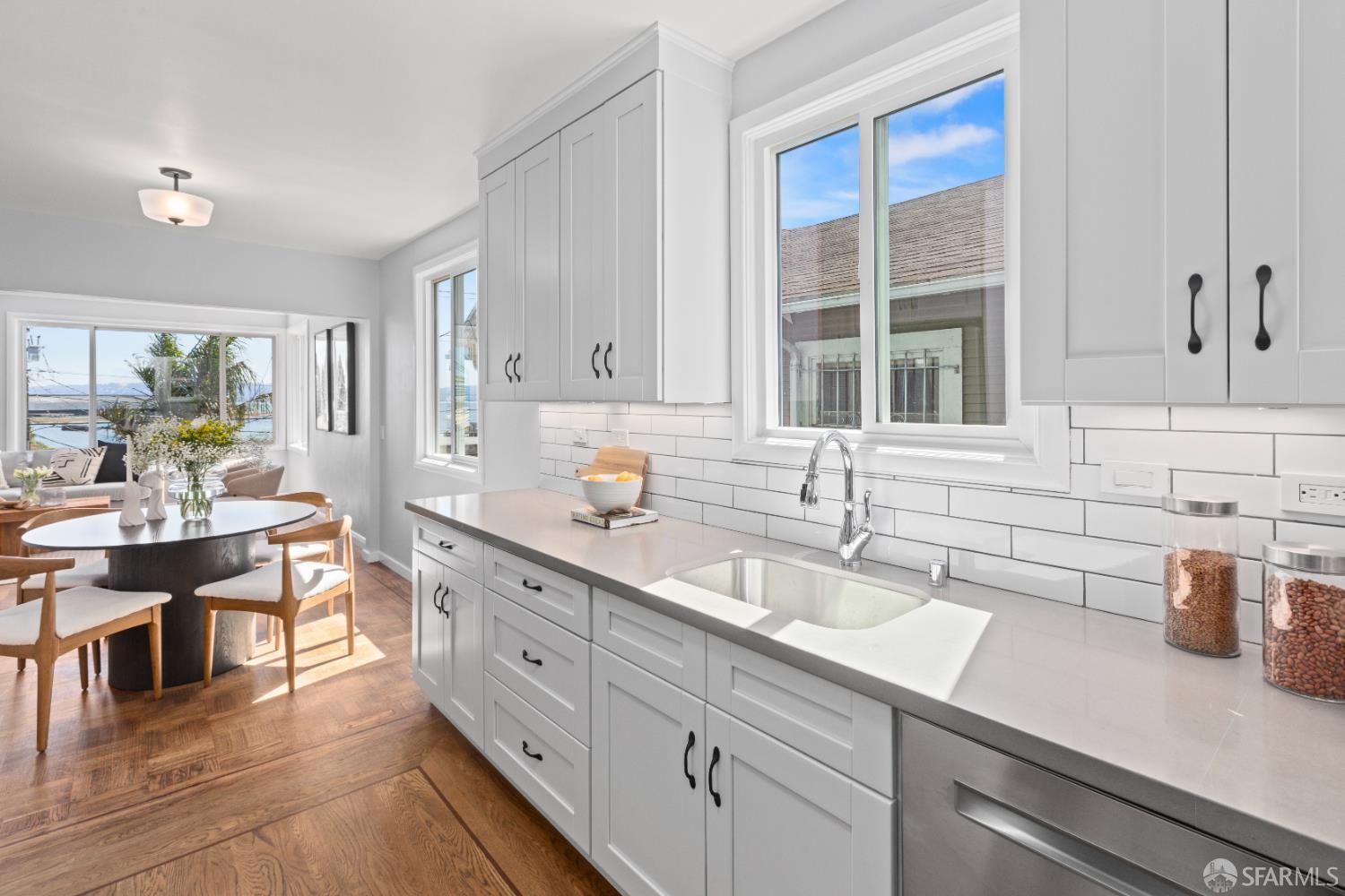 Detail Gallery Image 22 of 98 For 939 Innes Ave, San Francisco,  CA 94124 - 2 Beds | 2 Baths