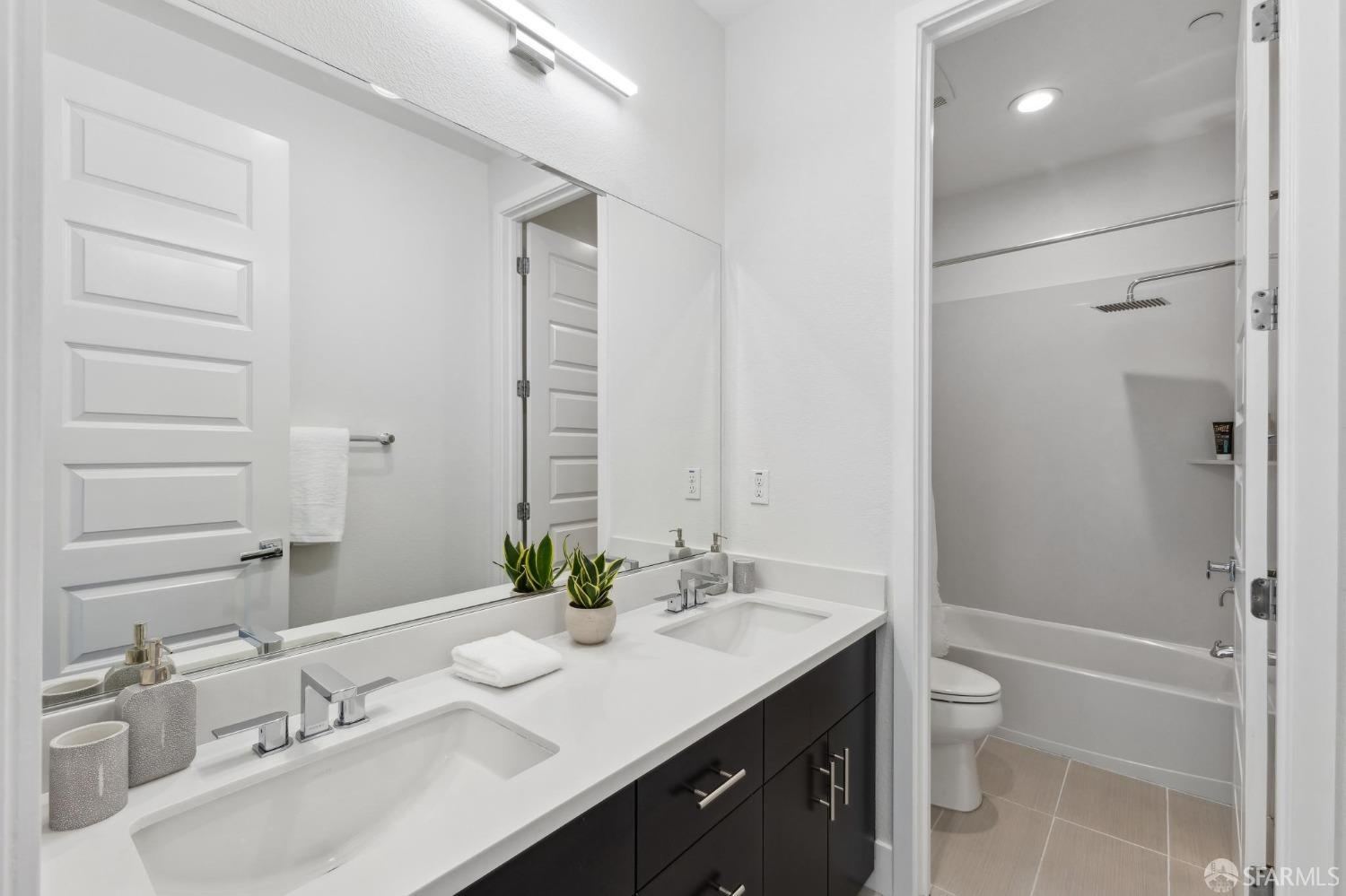 Detail Gallery Image 36 of 52 For 2768 Bette St, Alameda,  CA 94501 - 4 Beds | 3/1 Baths