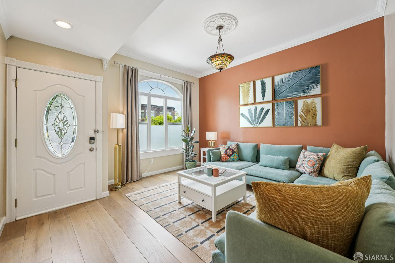 Photo #3: 425048869 Listing 
