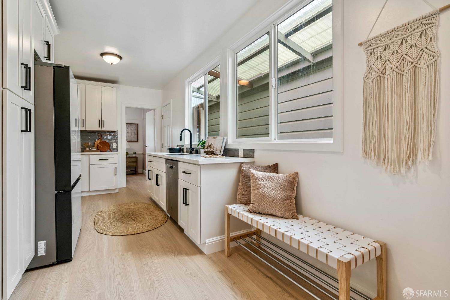 Detail Gallery Image 15 of 54 For 1210 40th Ave, San Francisco,  CA 94122 - 3 Beds | 2/1 Baths