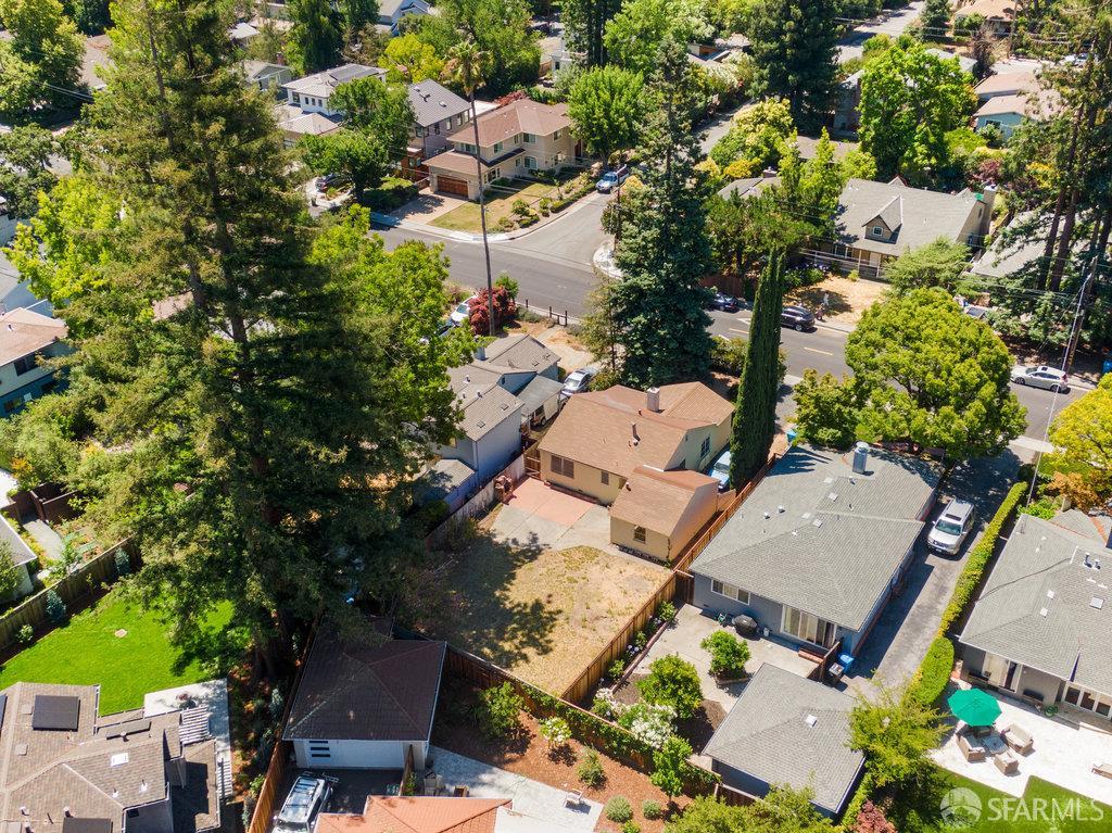 Detail Gallery Image 55 of 99 For 1304 Orange Ave, Menlo Park,  CA 94025 - 2 Beds | 1 Baths