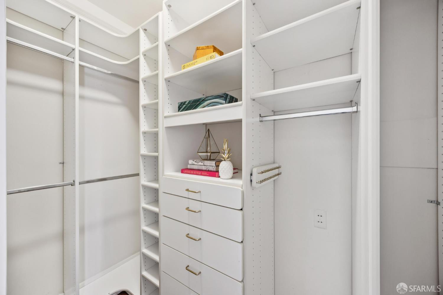 Detail Gallery Image 21 of 26 For 1250 Jones St #502,  San Francisco,  CA 94109 - 1 Beds | 1 Baths