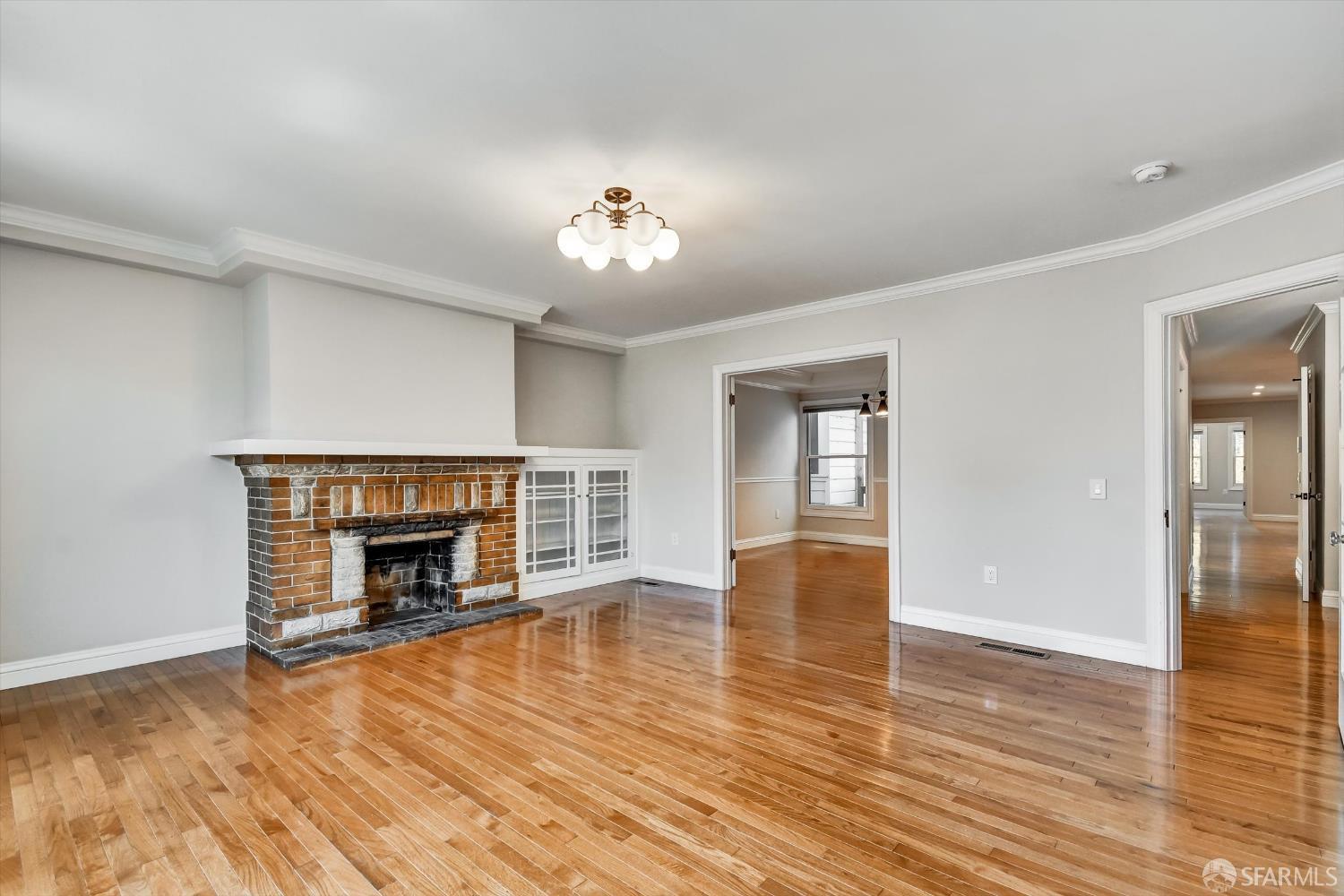 Detail Gallery Image 25 of 55 For 1258 York St, San Francisco,  CA 94110 - 3 Beds | 2/1 Baths