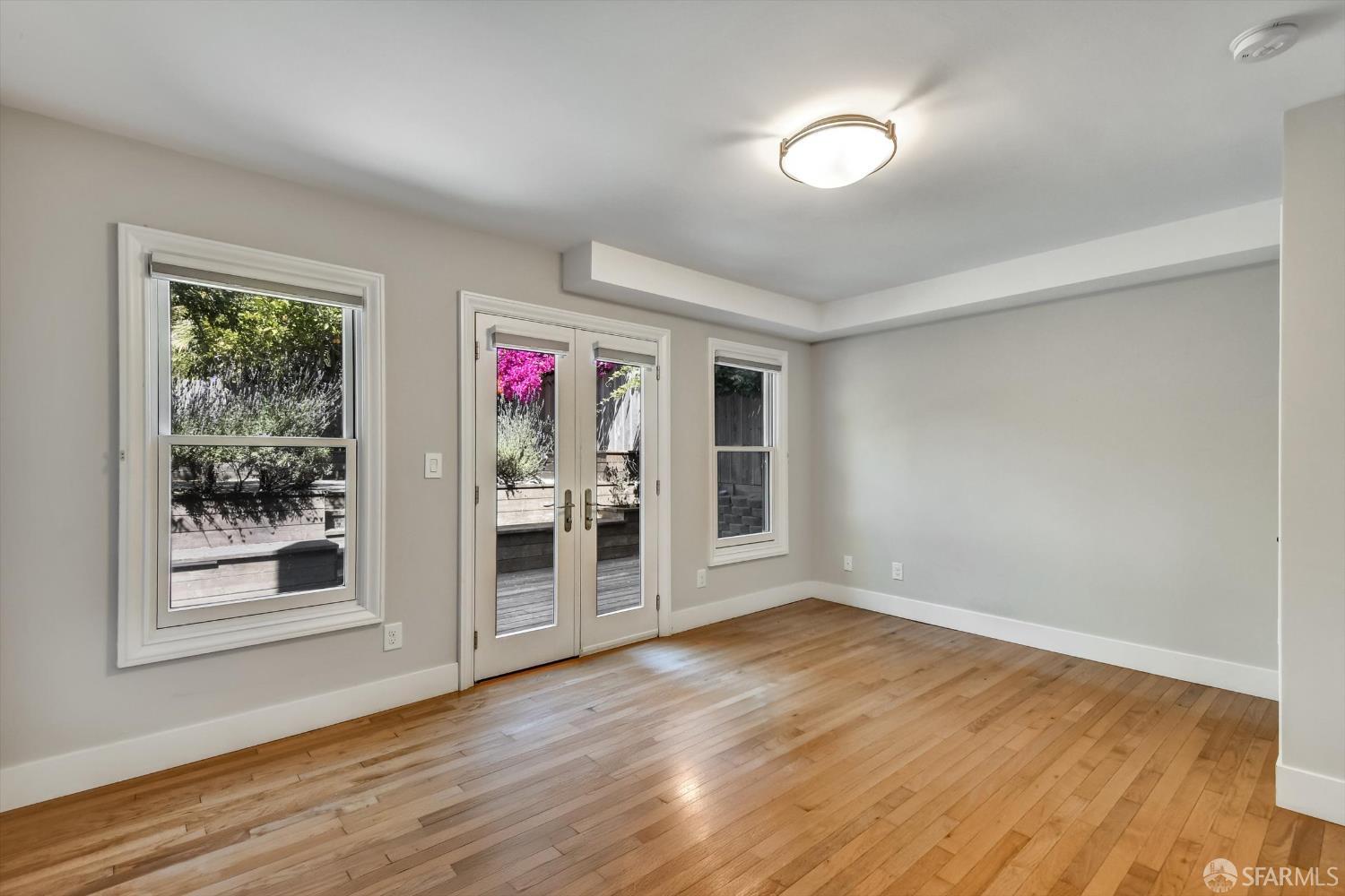 Detail Gallery Image 14 of 55 For 1258 York St, San Francisco,  CA 94110 - 3 Beds | 2/1 Baths